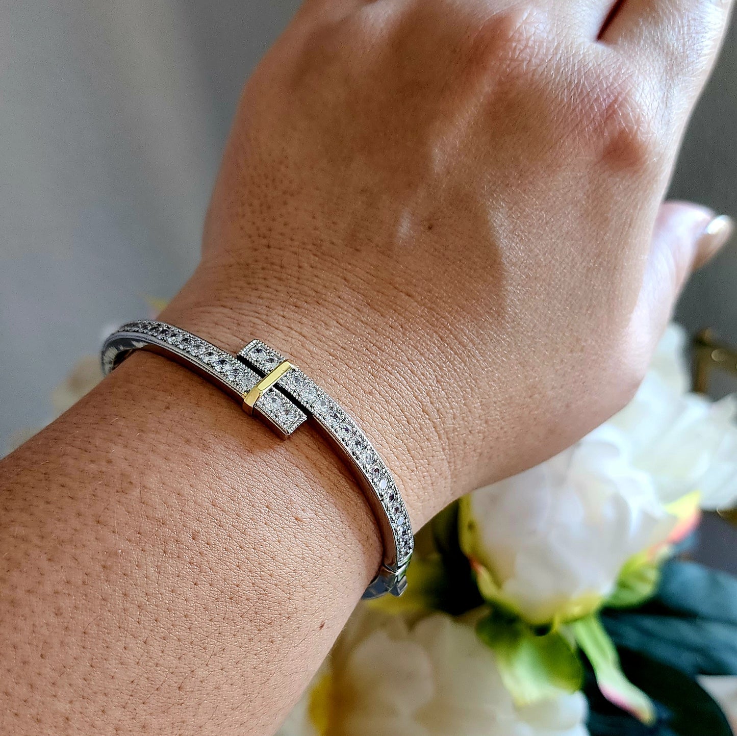 Zirconias Bangle