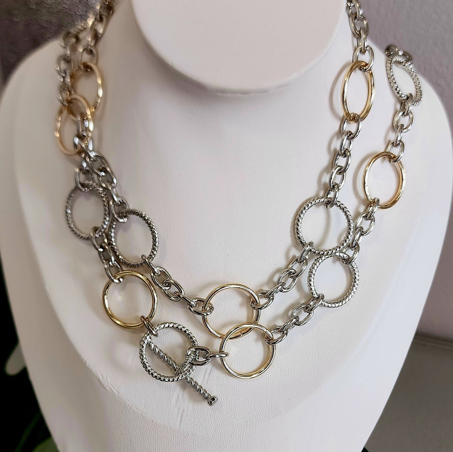 Circle Link Necklace